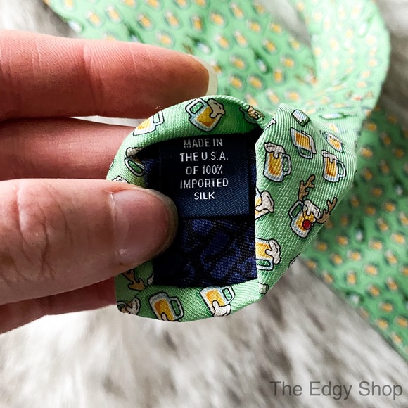 Vineyard Vines | Red Nosed Reinbeer Silk Tie - Picture 6 of 7